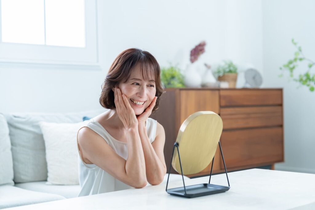 シワ・たるみ・くすみ…50代の肌に必要なケアと美容成分を解説